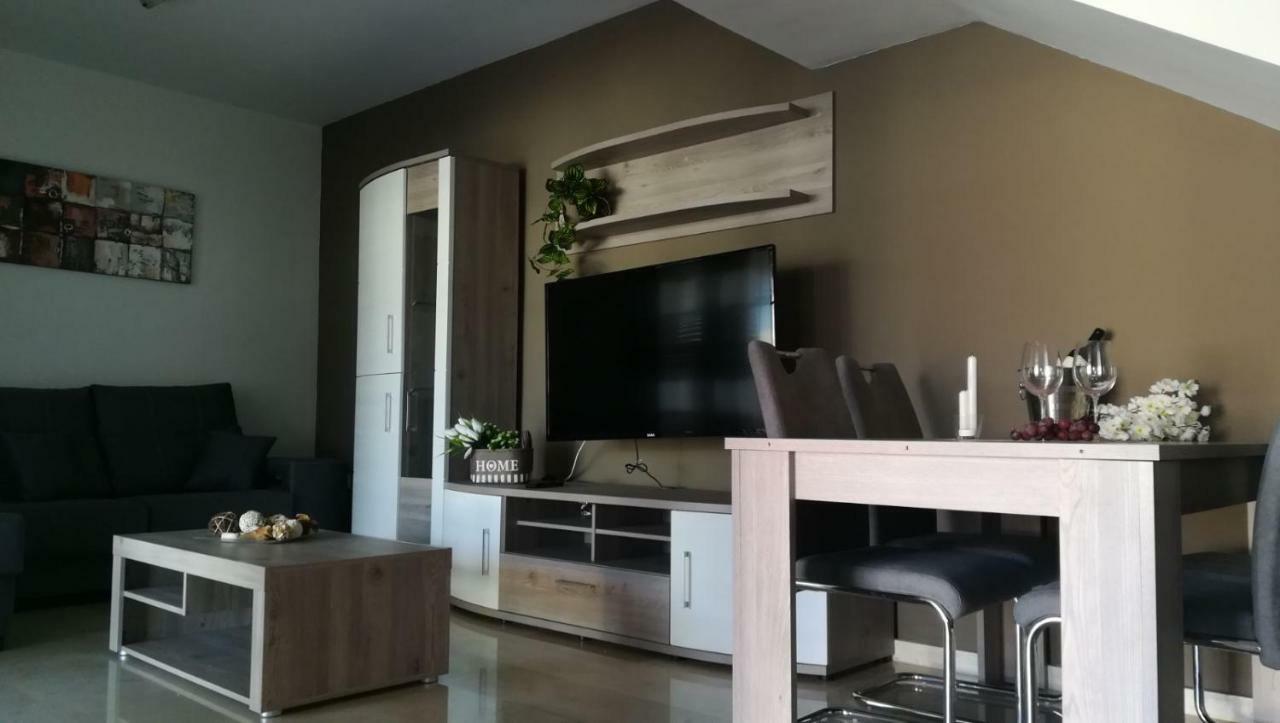 Holiday home Beautiful Duplex With Jacuzzi